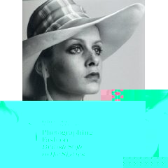 Twiggy in hat 1969